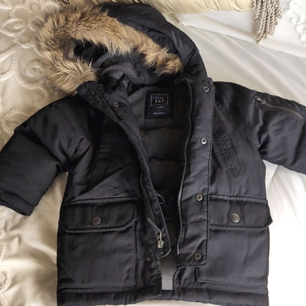 Baby Gap Size 2 Snow Coat /Parka- Hood W/ Removable Faux Fur